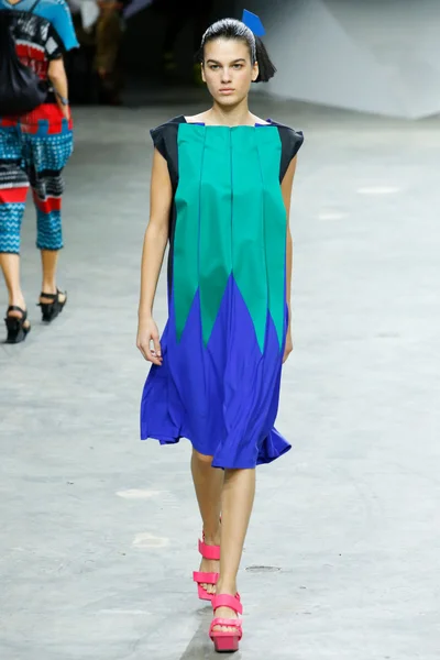 Look 40